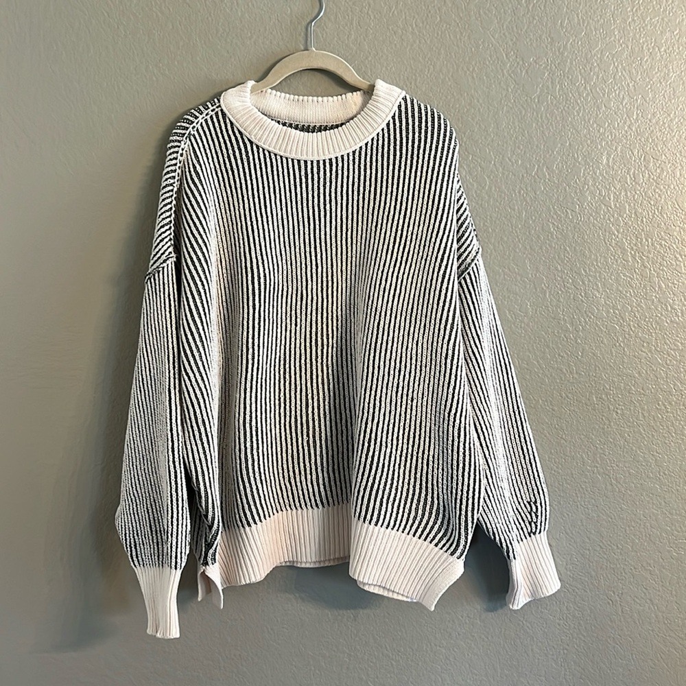Aerie Black and White Striped Crew Neck Sweater